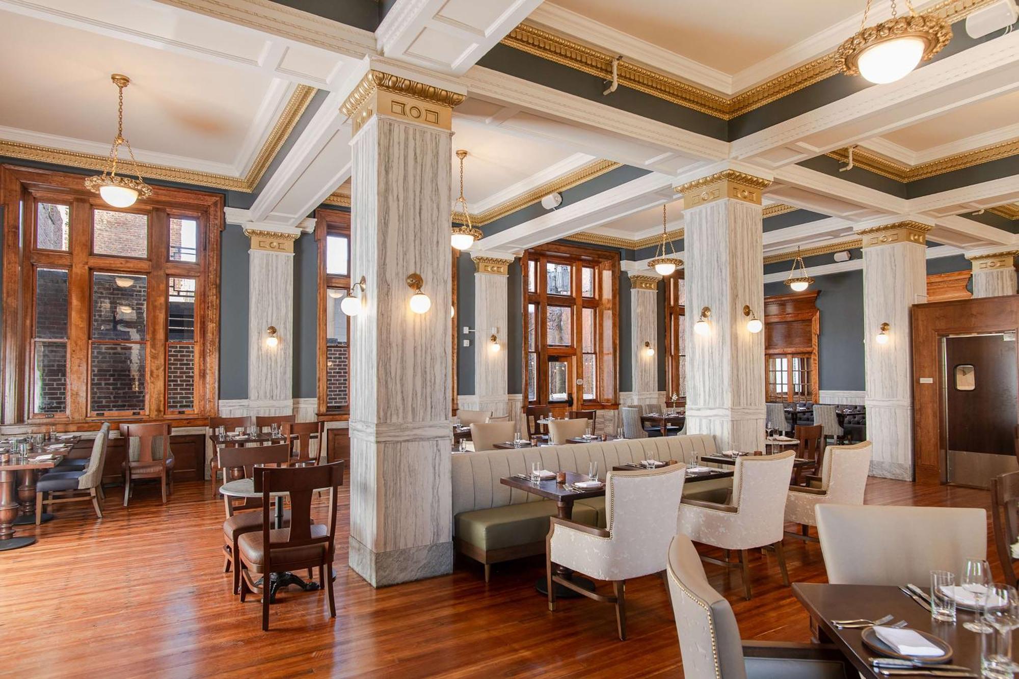 Hotel Petersburg, Tapestry Collection By Hilton ภายนอก รูปภาพ